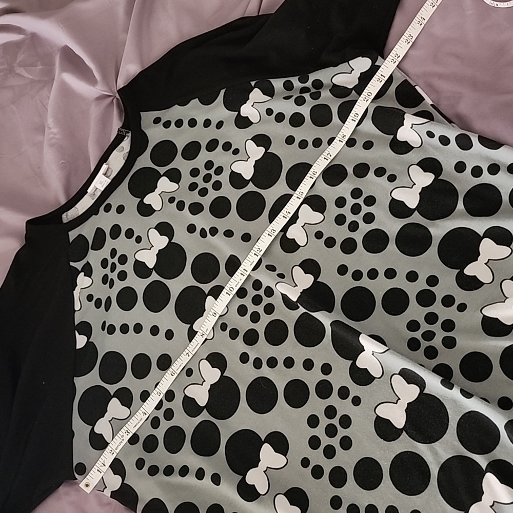 "Lularoe" "Randy" Long Sleeve Top 🖤 - Picture 7 of 8